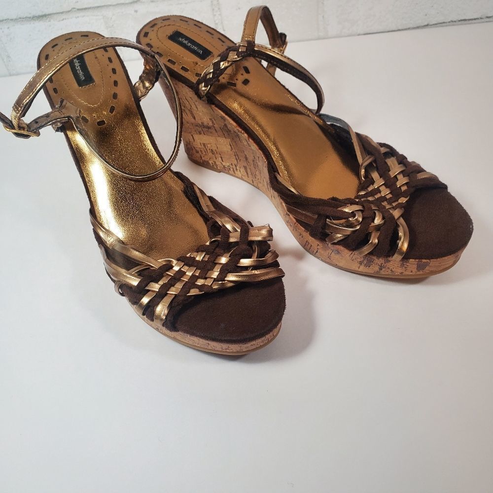 Xhilaration brown and gold wedges - Picture 3 of 13